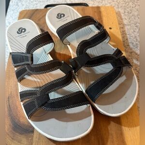 Clarks | Women’s Black w/White Stitching Cloudsteppers Sandals, Size 8.5